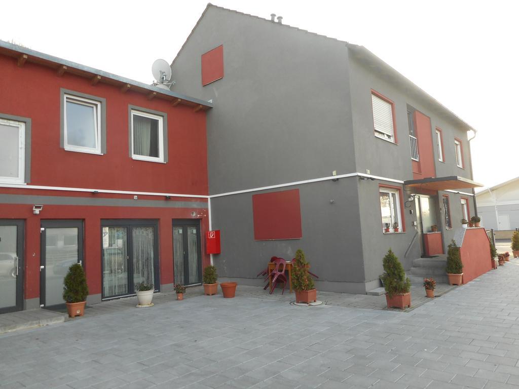 Pension Alis Augsburgo Exterior foto
